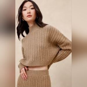 Banana Republic Factory Camel Cropped Cable Mock Neck Sweater
